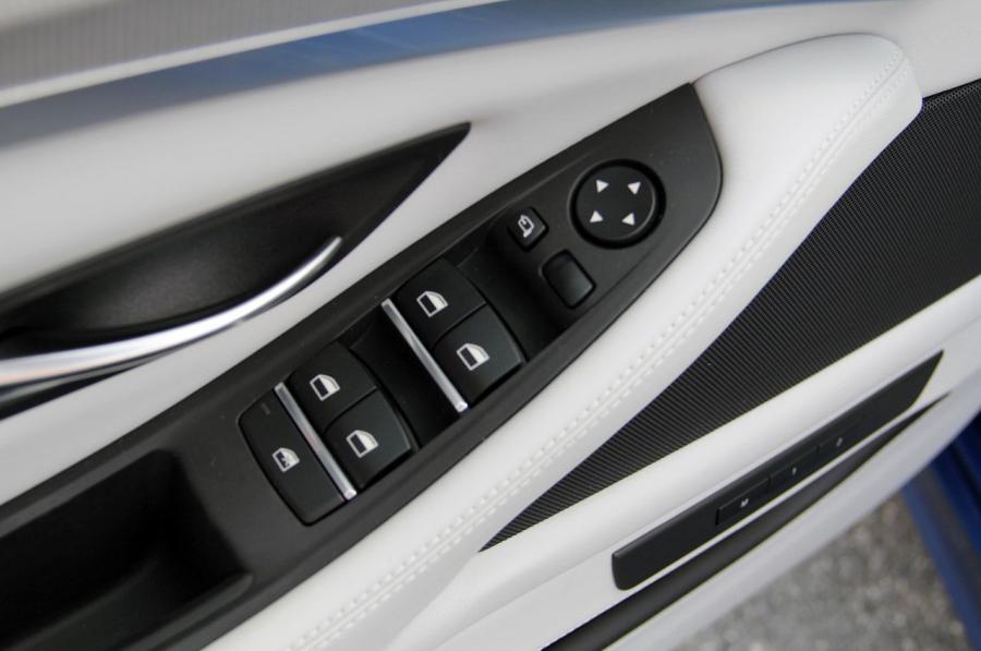  BMW M5 2012 года  (фото 70 из 319)